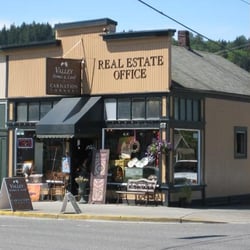 Carnation Corners - Carnation Corners-Gift and Gallery.