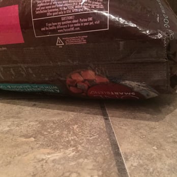 Pet Supplies Plus Chicago - Taped bag - Pet Groomers Near Me - Chicago, Illinois