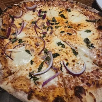 Bucatini Trattoria - Regina Margherita - Pizza Near Me - Palm Desert, California