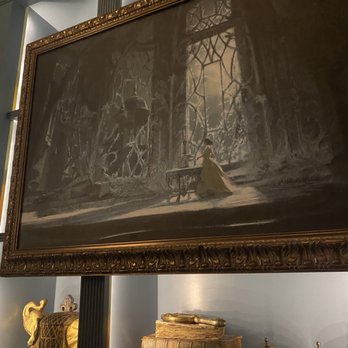 Enchanted Rose - Lounges Near Me - Lake Buena Vista, Florida