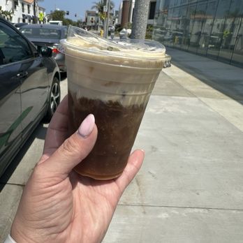 Goodboybob Coffee Roasters - Coffee & Tea Near Me - Manhattan Beach, California
