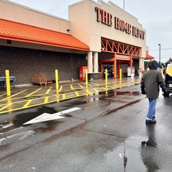 The Home Depot - Outside