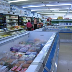 H Mart - Schaumburg - Inside