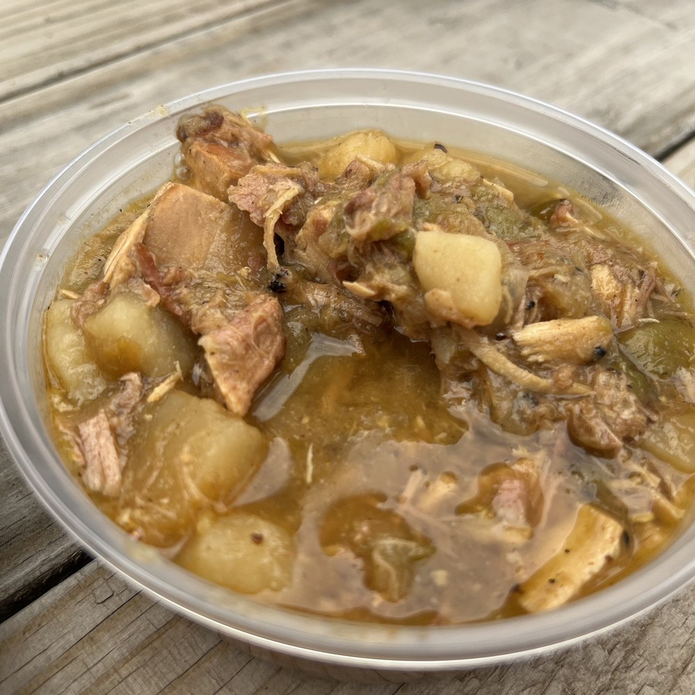 Tyler's Barbeque - Green chili stew - green chili, pork & potatoes - Barbeque Near Me - Amarillo, Texas Tyler's Barbeque - Green chili stew - green chili, pork & potatoes - Barbeque Near Me - Amarillo, Texas