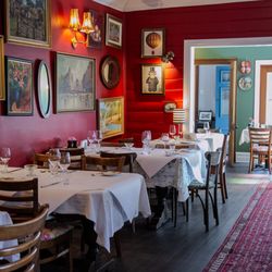 Avalon Restaurant - Avalon dining room