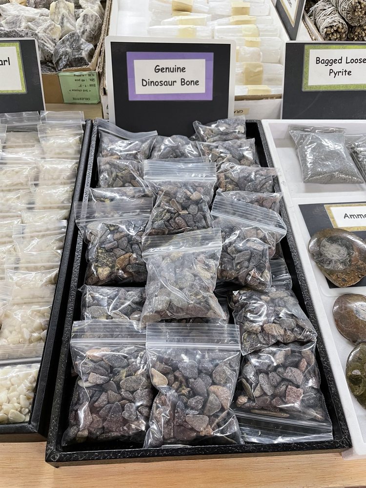 CONSOLIDATED ROCK & MINERAL SHOP Updated September 2024 253 Photos