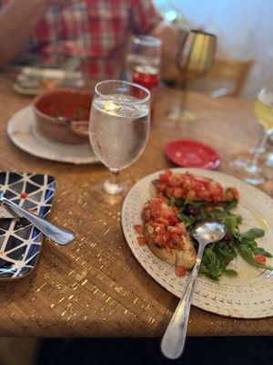 Trattoria Mangia by null