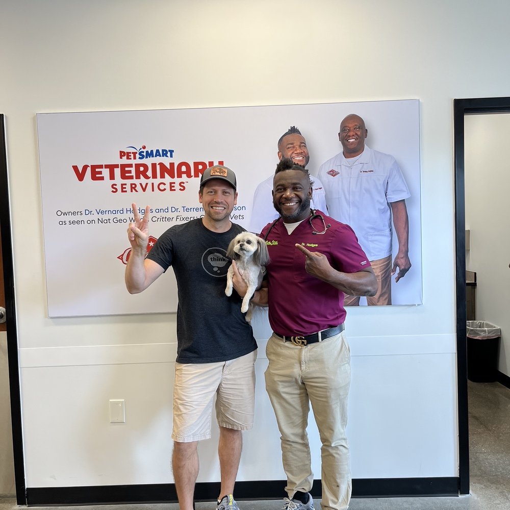 PetSmart - Welcome Dr. Hodges to Smyrna/Cumberland PetSmart! - Pet Stores Near Me - Smyrna, Georgia