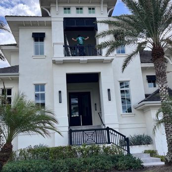 WildShine - Window Cleaning Job Completed - Window Washing Near Me