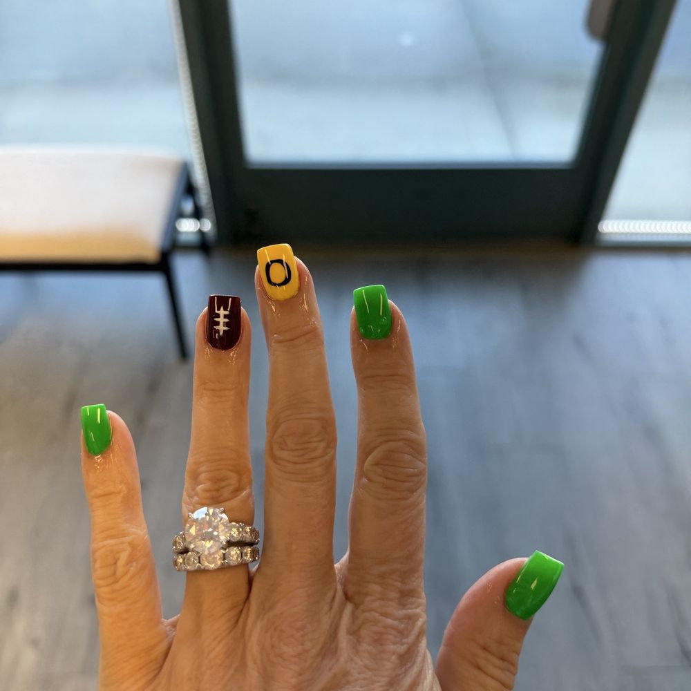 ChaNails Spa - Oregon Ducks nails - Nail Salons Near Me - Morgan Hill, California ChaNails Spa - Oregon Ducks nails - Nail Salons Near Me - Morgan Hill, California