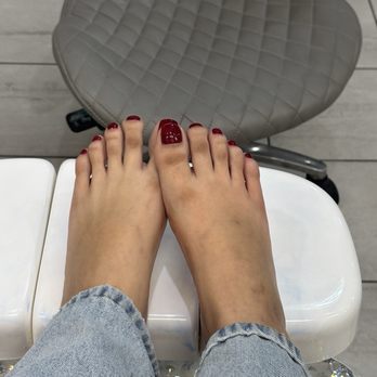Bliss Beauty Bar - Gel Pedicure - Skin Care Near Me - Garden Grove, California Bliss Beauty Bar - Gel Pedicure - Skin Care Near Me - Garden Grove, California
