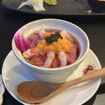 Mikado - Mini Super Bowl - Sushi Bars Near Me - Staten Island, New York