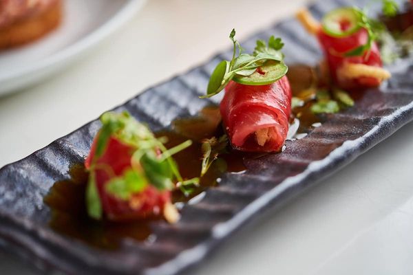 STRIPSTEAK Waikiki by null