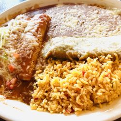 Ajuua Mexican Restaurant - Tamale and enchiladas combo