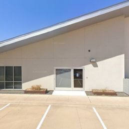 Exterior photo of Signature Autos - Austin, Texas Exterior photo of Signature Autos - Austin, Texas