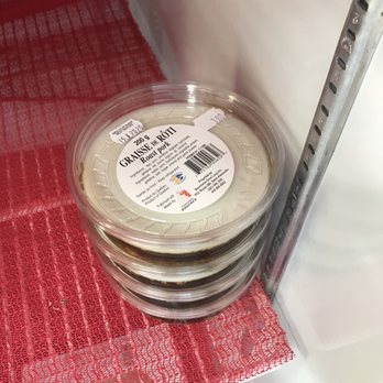 Charcuterie Boucher - a close up of a stack of cookies - Meat Shops Near Me - Saint-Alexandre-de-Kamouraska, Quebec Charcuterie Boucher - a close up of a stack of cookies - Meat Shops Near Me - Saint-Alexandre-de-Kamouraska, Quebec