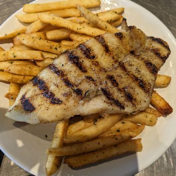 California Fish Grill - Kids grilled salmon meal - Seafood Near Me - Phoenix, Arizona California Fish Grill - Kids grilled salmon meal - Seafood Near Me - Phoenix, Arizona