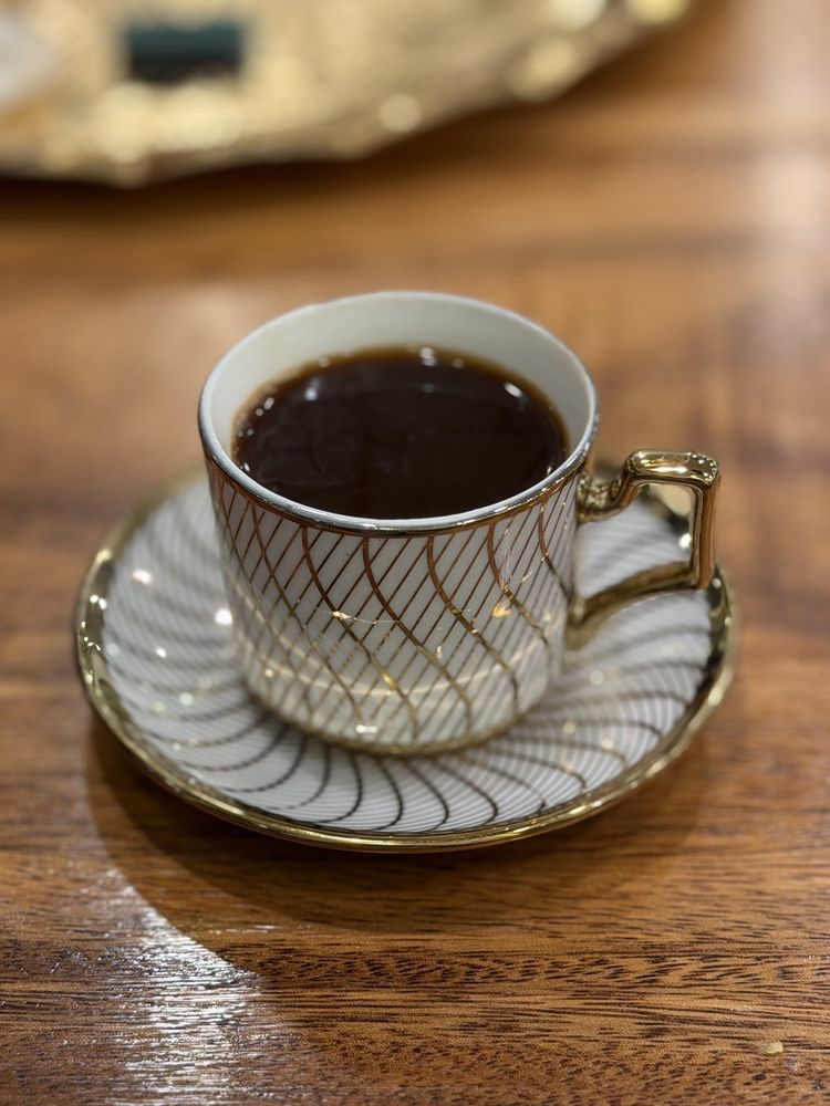 Zaytoona Mediterranean Logo