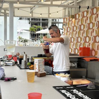 Hotel Greystone - Sora Rooftop Bar - Hotels Near Me - Miami Beach, Florida Hotel Greystone - Sora Rooftop Bar - Hotels Near Me - Miami Beach, Florida