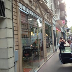 Lacroix Chocolatier - Ah geez!  Very sweet man.  Great little place!