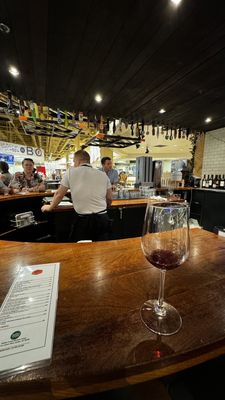 Bar Lamar by null