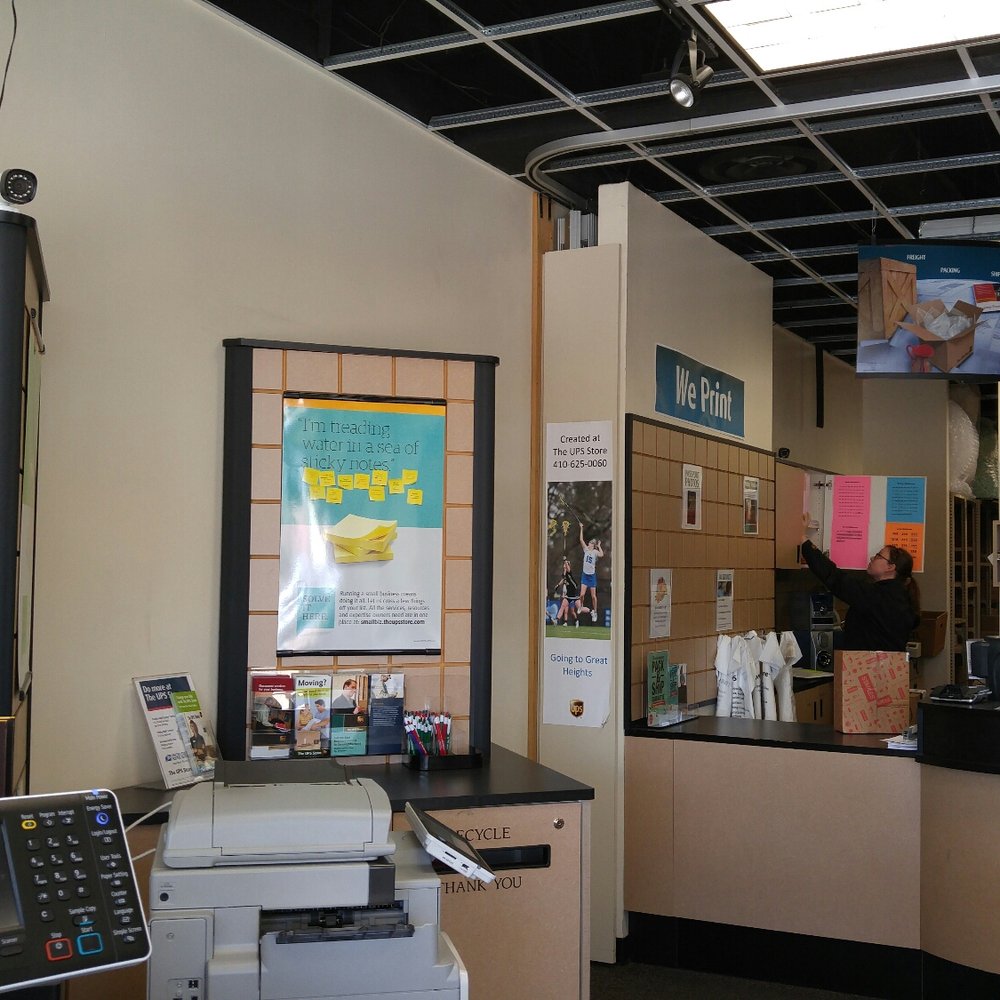 Ups store...brown does it right! Ups store...brown does it right!
