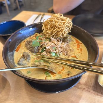 Manaao - "Khao Soi Noodle with Braised Beef" - Khao Soi Neua - Thai Near Me - Tustin, California