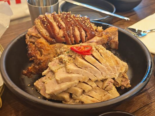 Hanyang Jokbal Mississauga by null