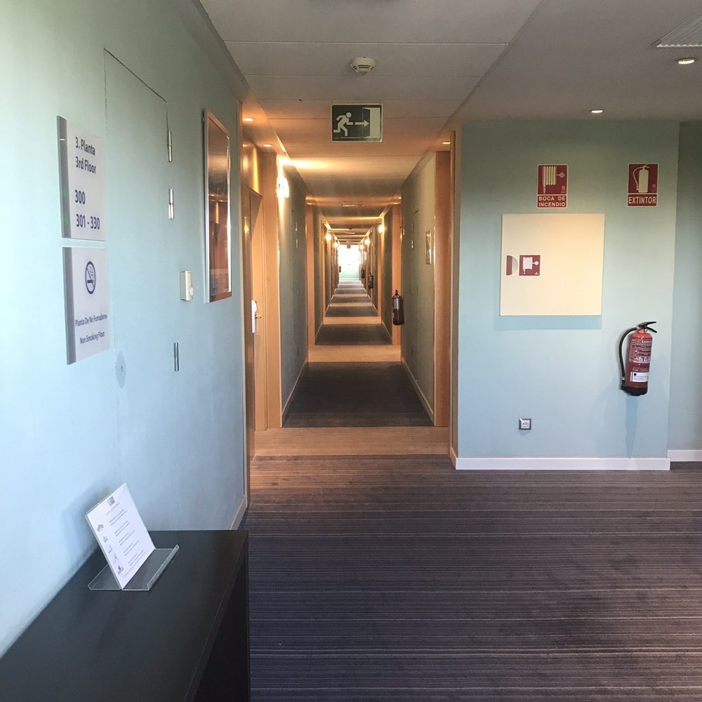 Holiday Inn Express - Hotels Near Me - Madrid, M