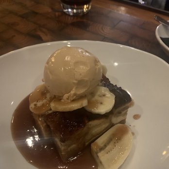 a mano - Banana fosters bread pudding w/salted caramel gelato - Italian Near Me - Atlanta, Georgia a mano - Banana fosters bread pudding w/salted caramel gelato - Italian Near Me - Atlanta, Georgia