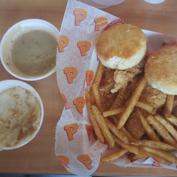 Popeyes Louisiana Kitchen - 2 can dine for 10.00 no drink included.. - Fast Food Near Me - Robstown, Texas