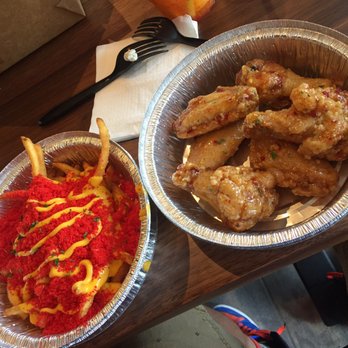 Zero Degrees - Too salty and cheesy fries and "siracha" wings - Bubble Tea Near Me - Las Vegas, Nevada Zero Degrees - Too salty and cheesy fries and "siracha" wings - Bubble Tea Near Me - Las Vegas, Nevada