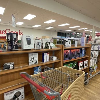 TJ MAXX & HOMEGOODS - Updated January 2026 - 51 Photos & 48 Reviews