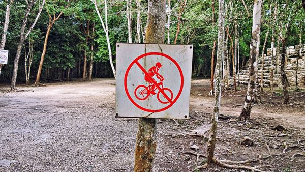 Zona arqueológica de Coba by null