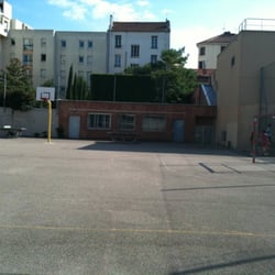 Terrain de sport Monplaisir