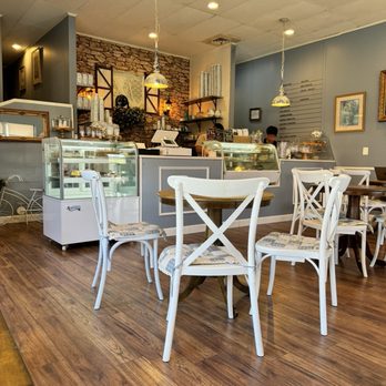 Le Vingt Trois Cafe & Bakery - Bakeries Near Me - Herndon, Virginia Le Vingt Trois Cafe & Bakery - Bakeries Near Me - Herndon, Virginia