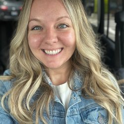 Elle Marie Hair Studio - Woodinville - Beautifully done balayage color highlights