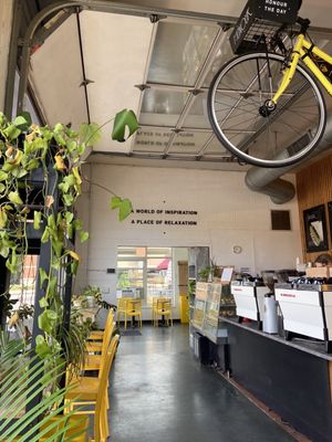 Honour Coffee & Raw Juice by null