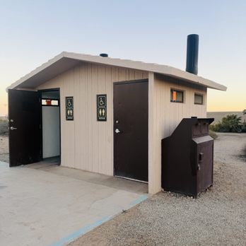 Holtville Hot Spring - Swimming Pools Near Me - Holtville, California Holtville Hot Spring - Swimming Pools Near Me - Holtville, California