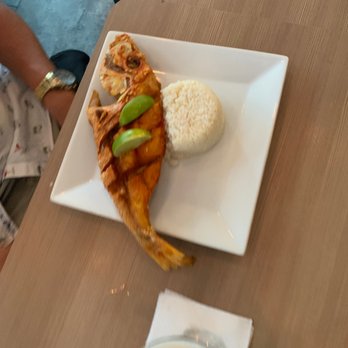Cayo Blanco - Fried snapper - Seafood Near Me - San Juan, Puerto Rico