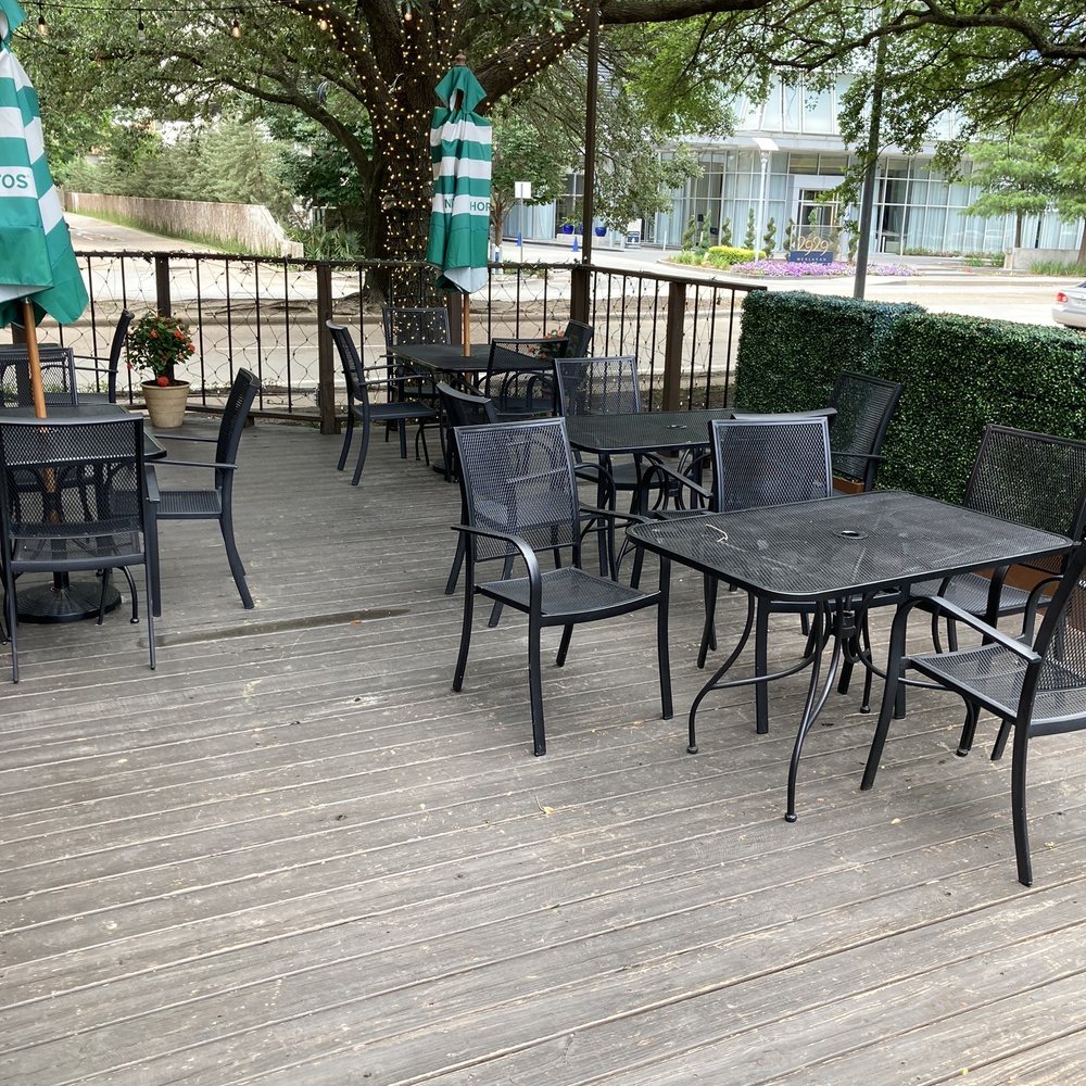 Davanti Ristorante - Outdoor Patio - Italian Near Me - Houston, Texas Davanti Ristorante - Outdoor Patio - Italian Near Me - Houston, Texas