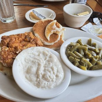 Puckett's Restaurant - Chicken fried chicken with their famous lil Cajun cakes! - Southern Near Me - Nashville, Tennessee Puckett's Restaurant - Chicken fried chicken with their famous lil Cajun cakes! - Southern Near Me - Nashville, Tennessee