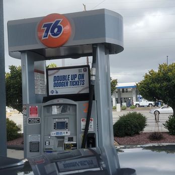 76 Gas Station - Pumps - Gas Stations Near Me - Long Beach, California