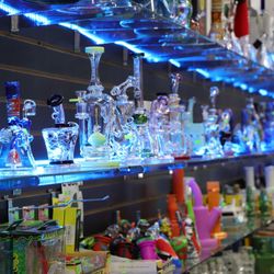 Isla Smoke Shop
