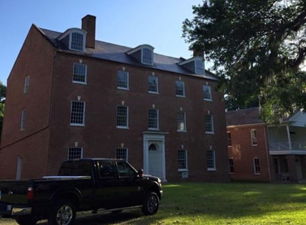 Slide of Deep South Roofing