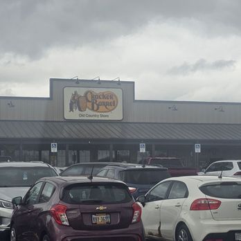 Cracker Barrel Old Country Store - Entrance to Cracker barrel - Breakfast & Brunch Near Me - North Canton, Ohio