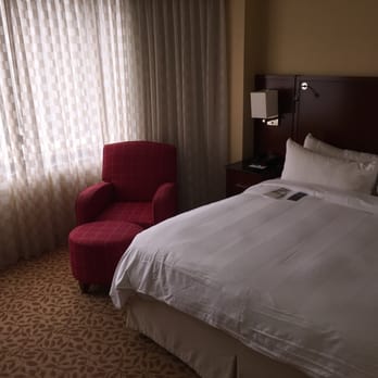 Crystal Gateway Marriott - Nice big window in a King Suite. - Hotels Near Me - Arlington, Virginia Crystal Gateway Marriott - Nice big window in a King Suite. - Hotels Near Me - Arlington, Virginia