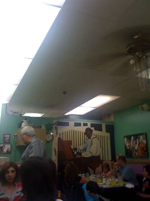 Les Sisters' Southern Kitchen & BBQ by null