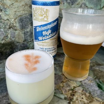 Limón - Pisco ($13) Hefeweizen ($8) - Peruvian Near Me - San Francisco, California