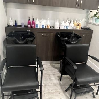Salon Sage - Two shampoo bowls. - Hair Salons Near Me - Mission Viejo, California Salon Sage - Two shampoo bowls. - Hair Salons Near Me - Mission Viejo, California